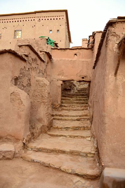 marrakech-to-fez-desert-tour-kasbah-ait-ben-addou